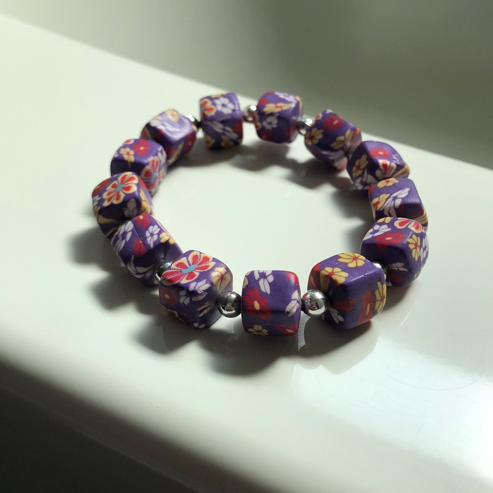 Purple flower stretch bracelet